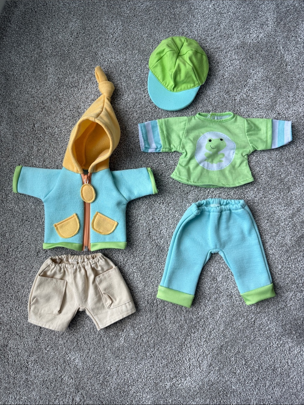 Melissa & Doug- Mine to Love Mix & Match Playtime Doll Clothes